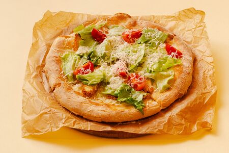 Пицца цезарь 