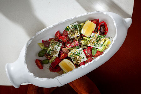 Grand греческий салат Пафос