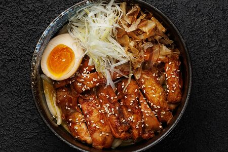 Удон с курицей