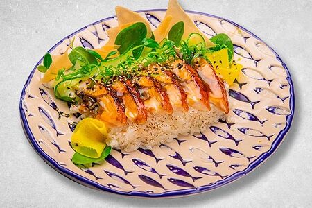 Угорь копченый на подушке из кунжутного риса