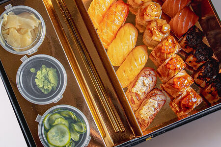 Сет Роллы и суши