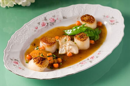 Морской гребешок с 3 текстурами и соусом Шампань