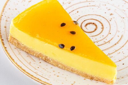 Чизкейк манго-маракуйя