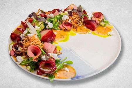 Салат с копченой уткой 