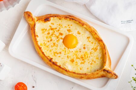 Хачапури по-аджарски