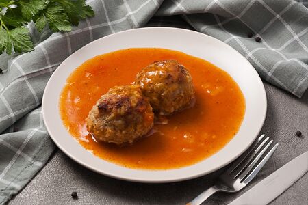 Тефтели в томатном соусе