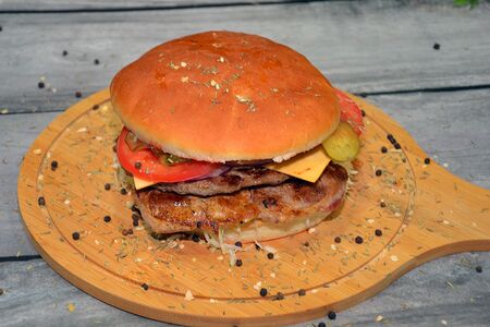 Квадратный Бургер Барбекю Дабл