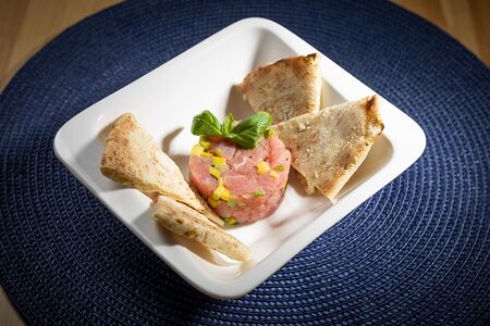 Тартар из тунца