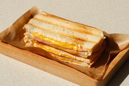 Сэндвич Ветчина-сыр