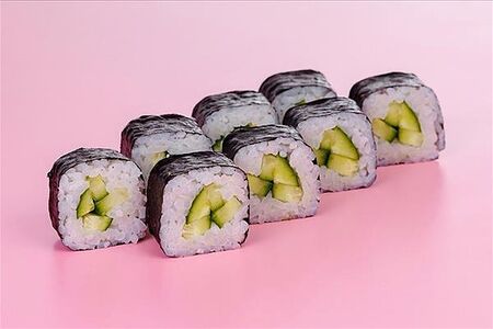 Маки ролл с огурцом