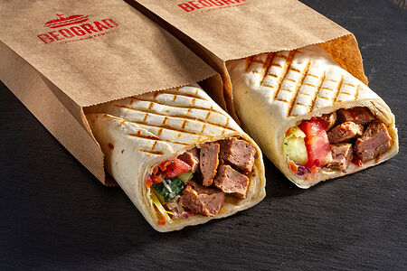 Шаурма по-сербски с плескавицей