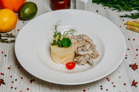 Бефстроганов