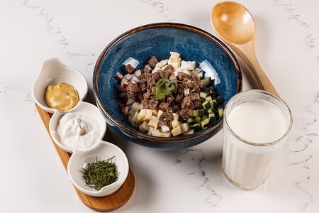 Окрошка с говядиной на кефире