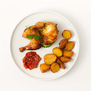 Цыпленок Тапака и молодой картофель с хмели