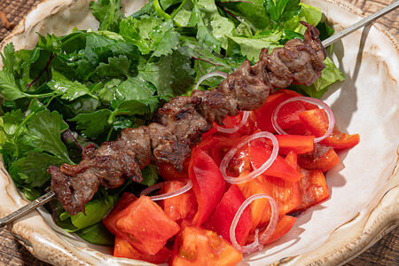 Салат с телятиной