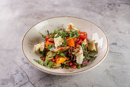 Томатный салат