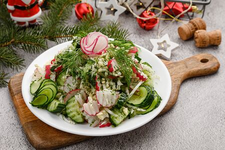 Весенний с редиской