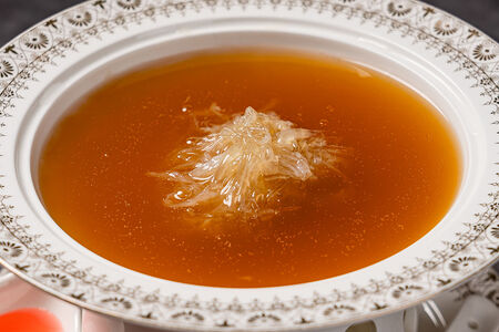 Императорский суп с акульими плавниками Джин Гоу