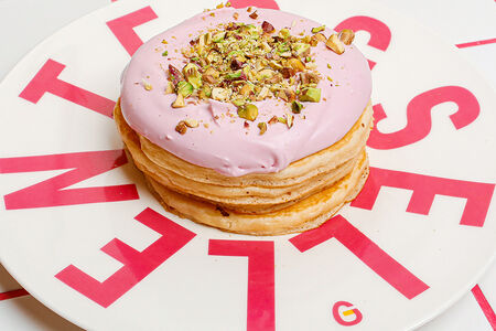 Малиновые панкейки