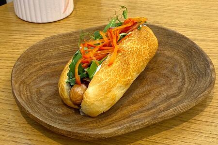 Хот-дог Изысканный с говяжьей сосиской  