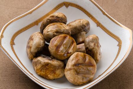 Шампиньоны на углях