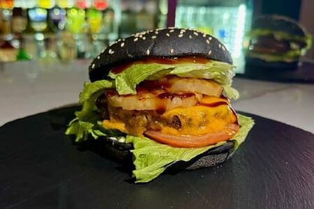 Бургер Kaif с ананасом