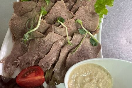 Язык отварной