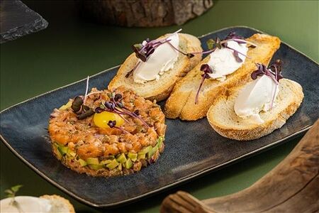 Тар-тар с лососем