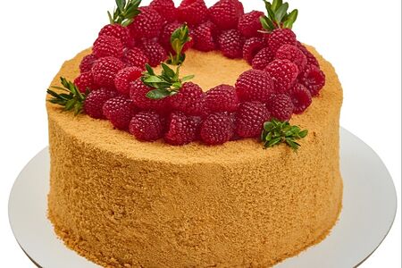 Торт фирменный Медовик с малиной