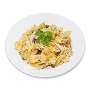 Фарфалле с курицей