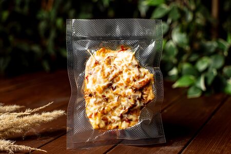 Отбивная из курицы с ананасом