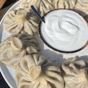 Хинкали с сыром и зеленью