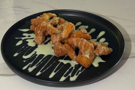 Креветки в темпуре с соусом васаби