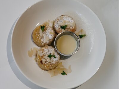 Сырники со сгущенкой