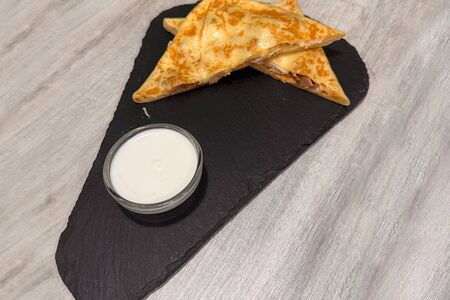 Блин с курицей и сыром