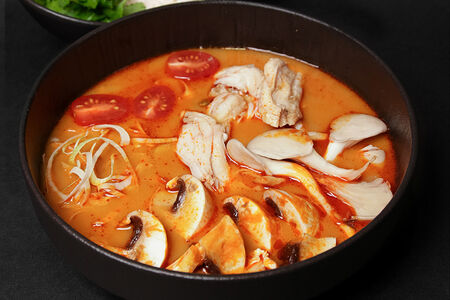 Том Ям с курицей