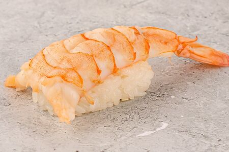 2 суши с креветкой