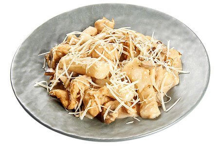 Токпокки с курицей и грибами