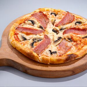 Пицца с Ветчиной и грибами