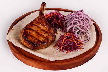 Свиная корейка на кости 