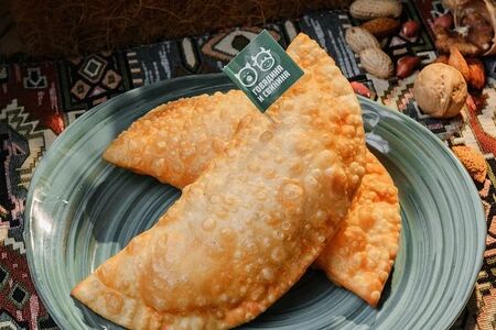 Чебуреки с говядиной и свининой