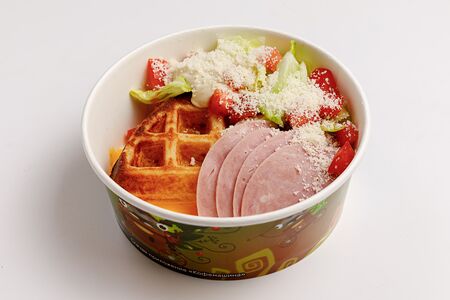 Картофельная вафля с ветчиной