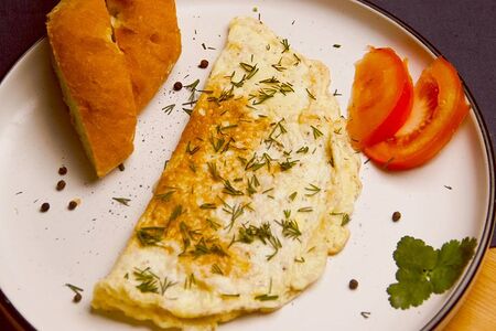 Омлет с сыром и лавашом шоти