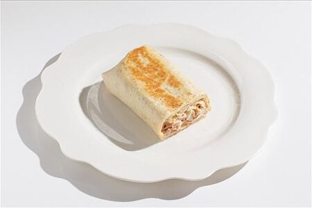 Ролл с тунцом