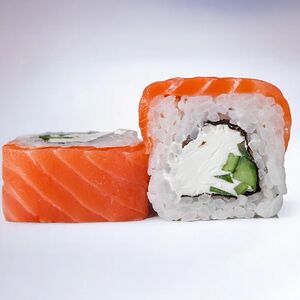 Филадельфия со слабосолёным лососем