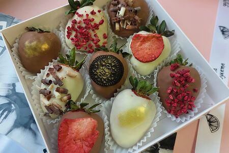 Набор с клубникой в шоколаде №29  