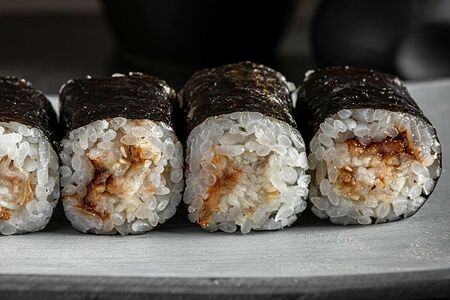 Ролл Унаги Маки