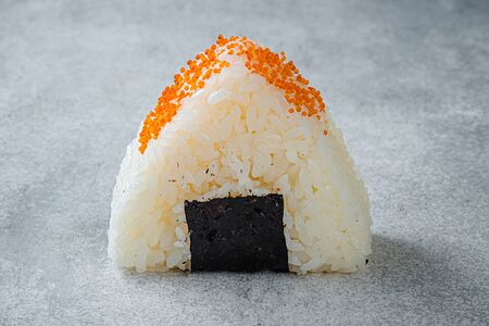 С тартаром из лосося