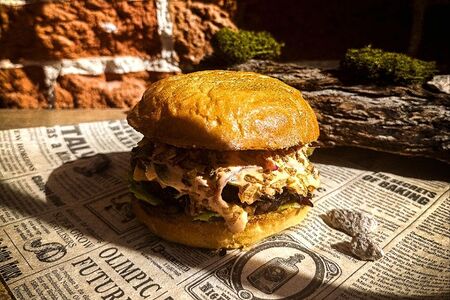 Острый бургер