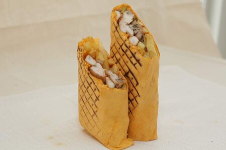 Острая с картошкой фри 365гр